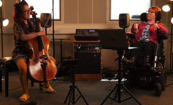 Su-a Lee and Rhona record together.