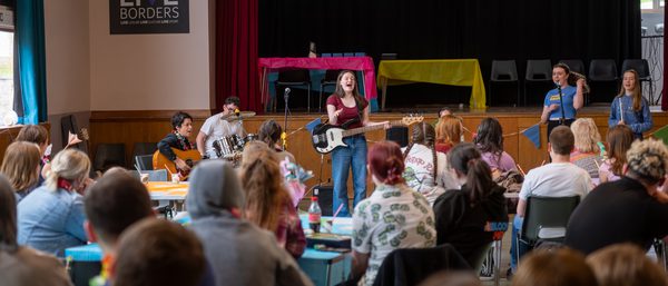 Vibe peer mentors perform at Youth Borders Lead Award ceremony