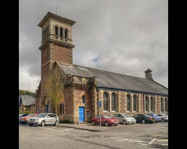 The Kirk in Callander as seen from across the street.